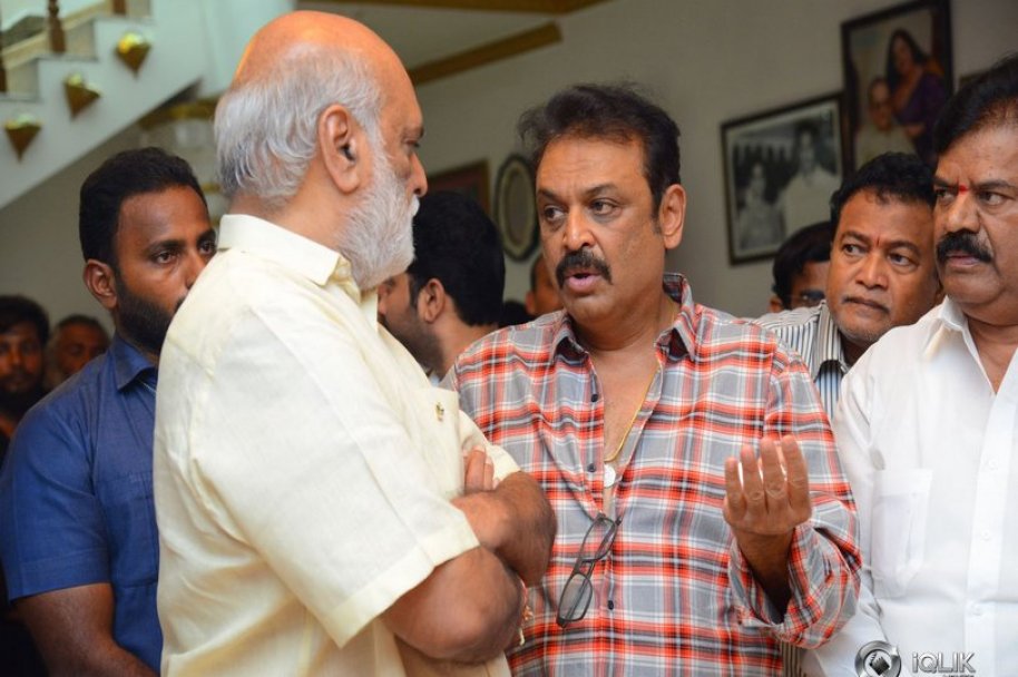 Celebrities-Pay-Homage-to-Vijaya-Nirmala-Garu